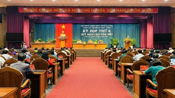 Khai mạc kỳ họp thứ 4 (chuyên đề) HĐND tỉnh Gia Lai khóa XII, nhiệm kỳ 2021-2026