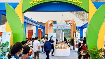 Quảng bá du lịch An Giang tại Hội chợ mùa Thu 2025