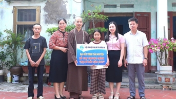 Mang ấm áp đến với người nghèo, người yếu thế