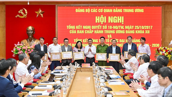[Ảnh] Đảng bộ các cơ quan Đảng Trung ương tổng kết việc thực hiện Nghị quyết số 18–NQ/TW và công tác chỉ đạo Đại hội Đảng