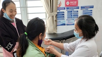 Lâm Đồng đẩy mạnh công tác tiêm chủng mở rộng