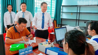 Tân Hưng bứt tốc phát triển vững mạnh toàn diện