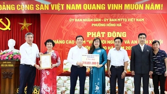 Phường Hồng Hà phát động Tháng cao điểm "Vì người nghèo" và an sinh xã hội năm 2025