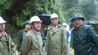 Phó Chủ tịch UBND thành phố Trần Nam Hưng: Tập trung cao độ để bảo đảm an toàn tính mạng cho nhân dân các xã miền núi