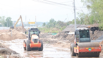 Chủ tịch UBND tỉnh yêu cầu xử lý nghiêm các nhà thầu yếu kém trong thi công 2 dự án trọng điểm quốc gia