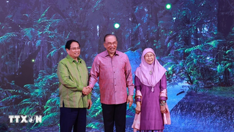 Thủ tướng Phạm Minh Chính dự tiệc chiêu đãi chào mừng của Thủ tướng Malaysia