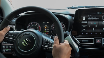 Đánh giá Suzuki Fronx GLX Plus: ADAS nổi bật, giá 649 triệu