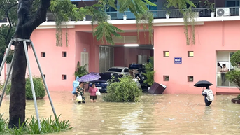Lũ trên sông Hương đạt đỉnh, đang rút chậm