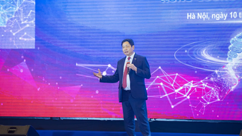 ប្រធាន FPT លោក Truong Gia Binh៖ “ប្រជាជនទាំងអស់កសាងប្រទេសជាតិឲ្យវៀតណាមរឹងមាំ និងវិបុលភាព”