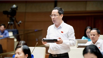 Đại biểu đề nghị người xả nhiều rác phải trả nhiều tiền để nâng cao ý thức phân loại rác tại nguồn