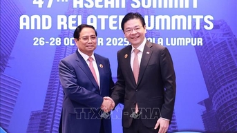 Thủ tướng Phạm Minh Chính gặp thường niên lần thứ 2 với Thủ tướng Singapore Lawrence Wong