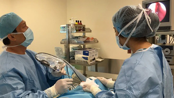 Hai ung thư 'song hành' - ca bệnh hiếm gặp trên thế giới được phẫu thuật bằng dao siêu âm