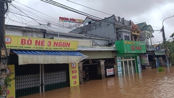 Đà Nẵng: Lũ ở thượng nguồn dâng lên lại, ngập lụt diện rộng còn duy trì vài ngày tới