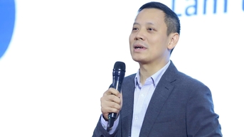 ‘Thầy dùng AI để dạy, trò dùng AI để học, cuối cùng chỉ có công nghệ làm việc’