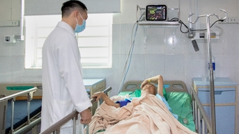 Cụ bà 91 tuổi được thay khớp háng tại Bệnh Viện Hoàn Mỹ Bình Phước