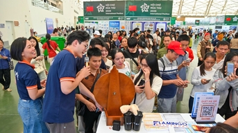 Doanh nghiệp du lịch kích cầu trực tuyến, tạo bước chuyển đổi số tại Hội chợ Mùa Thu 2025