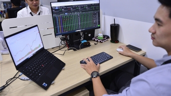 Chứng khoán gây bất ngờ cuối phiên, khối ngoại trở lại gom ròng nghìn tỉ