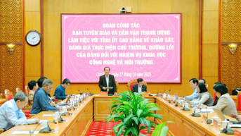 Đoàn công tác Ban Tuyên giáo và Dân vận Trung ương làm việc tại Tỉnh uỷ  về khảo sát, đánh giá tình hình triển khai chủ trương của Đảng  trong lĩnh vực khoa học, công nghệ và môi trường