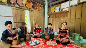 Giữ mãi những thanh âm với núi rừng