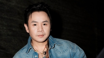 Binz và các rapper bất ngờ gỡ loạt MV 'ăn chơi'