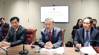 Tổng Bí thư Tô Lâm dự tọa đàm về AI và chip bán dẫn tại Anh