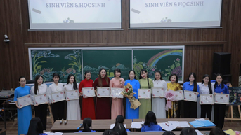 Hành trình nối dài của những người gieo chữ