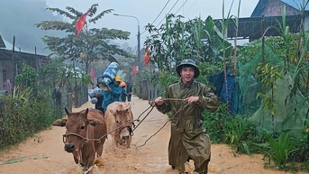 Đoàn kết vượt qua thiên tai