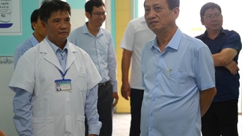 Tăng cường kiểm tra, nâng cao chất lượng y tế cơ sở và hiệu quả mô hình chính quyền hai cấp