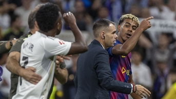 Barca lận đận: Hansi Flick căng thẳng và vấn đề Lamine Yamal