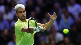 Alcaraz chấm dứt chuỗi 17 trận thắng liên tiếp tại vòng 2 Paris Masters 1000