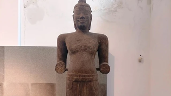 Bảo vật quốc gia: Vì sao bảo tượng Shiva lại có 2 màu?