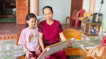 Hơn một thập kỷ 'xốc vác việc làng'