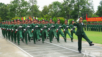 Trung đoàn 5, Sư đoàn 5 (Quân khu 7): Vững bước xây dựng đơn vị chính quy, huấn luyện giỏi