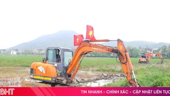 Chuyển đổi, tập trung ruộng đất sản xuất vụ xuân 2026