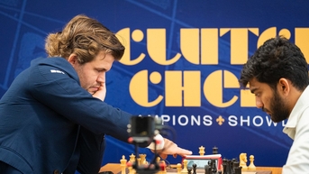 Carlsen thị uy sức mạnh trước Vua cờ Gukesh