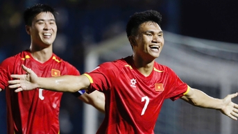 U22 và tuyển Việt Nam chốt ngày hội quân, HLV Kim Sang Sik bận rộn