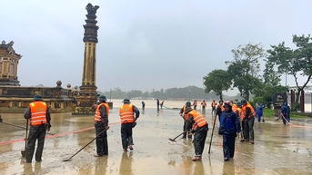 100 cán bộ, chiến sĩ ra quân hỗ trợ khắc phục hậu quả sau mưa lũ