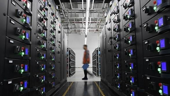 Việt Nam sẽ nhanh chóng xây dựng trung tâm siêu tính toán AI quốc gia