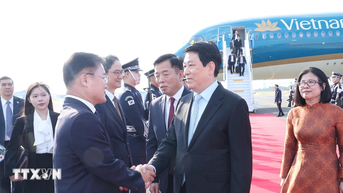 Chủ tịch nước Lương Cường đến Hàn Quốc, bắt đầu chương trình dự APEC 2025