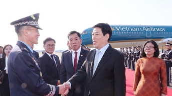 Chủ tịch nước Lương Cường đến Hàn Quốc, bắt đầu tham dự APEC 2025