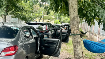 Xe đậu tràn lan, gây mất an toàn và trật tự tại khu dân cư 6A, xã Bình Hưng