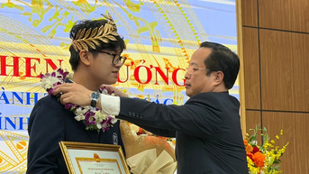 Hà Nội tặng Bằng khen và thưởng 50 triệu đồng cho quán quân Đường lên đỉnh Olympia