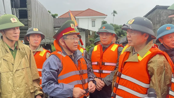 Phó Thủ tướng Trần Hồng Hà: Ưu tiên cao nhất là bảo đảm an toàn tính mạng người dân