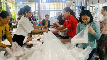 ចែករំលែកជាមួយប្រជាពលរដ្ឋនៅតំបន់ទឹកជំនន់