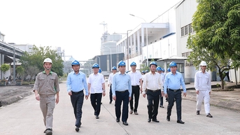 Đoàn công tác Ban Tuyên giáo và Dân vận Trung ương khảo sát tại Công ty Cổ phần giấy An Hòa