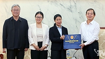 Đồng chí Chủ tịch UBND tỉnh Thái Nguyên tiếp và làm việc với Tập đoàn Công nghiệp điện tử Trung Quốc