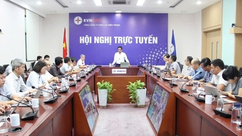 ទឹកជំនន់នៅវៀតណាមកណ្តាល៖ ស្តារថាមពលឡើងវិញជាបន្ទាន់ ដាក់សុវត្ថិភាពជាមុនសិន