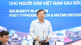 Liên bang Nga gửi 29 tấn hàng cứu trợ đến người dân TP Huế