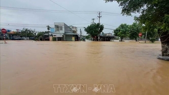 ដាណាង៖ មនុស្ស ៥នាក់ នៅឃុំត្រាតាន់ បានរងរបួសដោយសារការរអិលបាក់ដី ហើយមិនអាចផ្ទេរទៅកម្រិតខ្ពស់បានទេ។