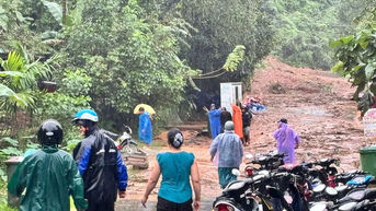 Các xã miền núi Đà Nẵng di dời hàng chục hộ dân tránh sạt lở, ngập lụt